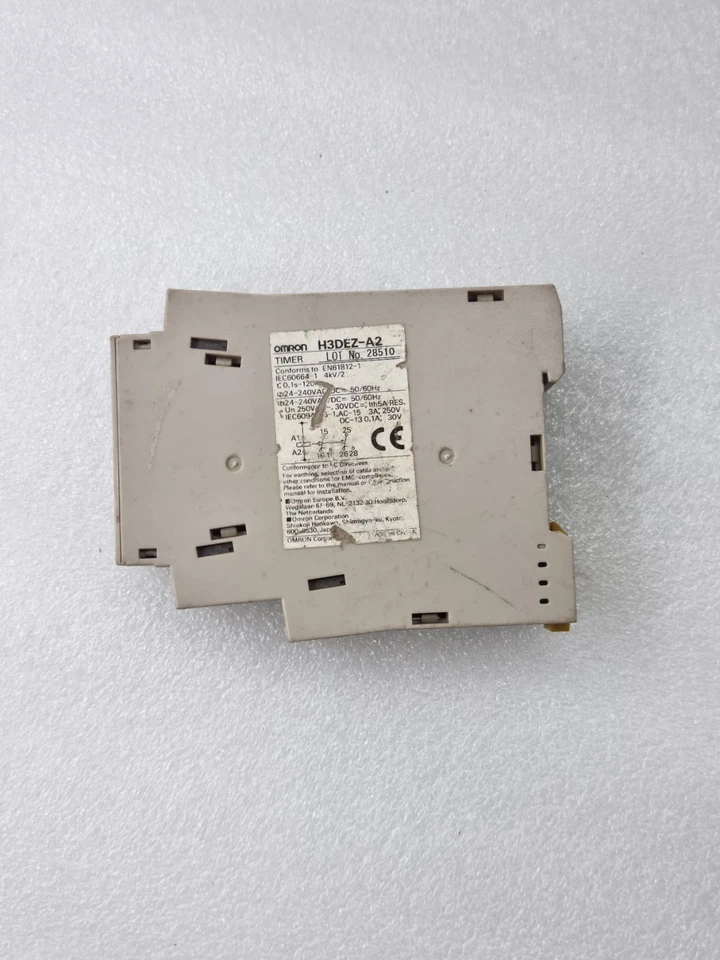 H3DEZ0.1s-120h 24-240VAC/DC TIMER H3DEZ-A2 (ONE USED)